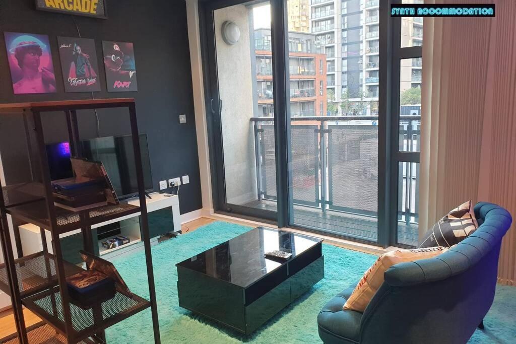 80S Retro 1Bed Studio Serviced Apartment Canary Wharf Perfect For Solo & Couple Travellers London Exterior foto